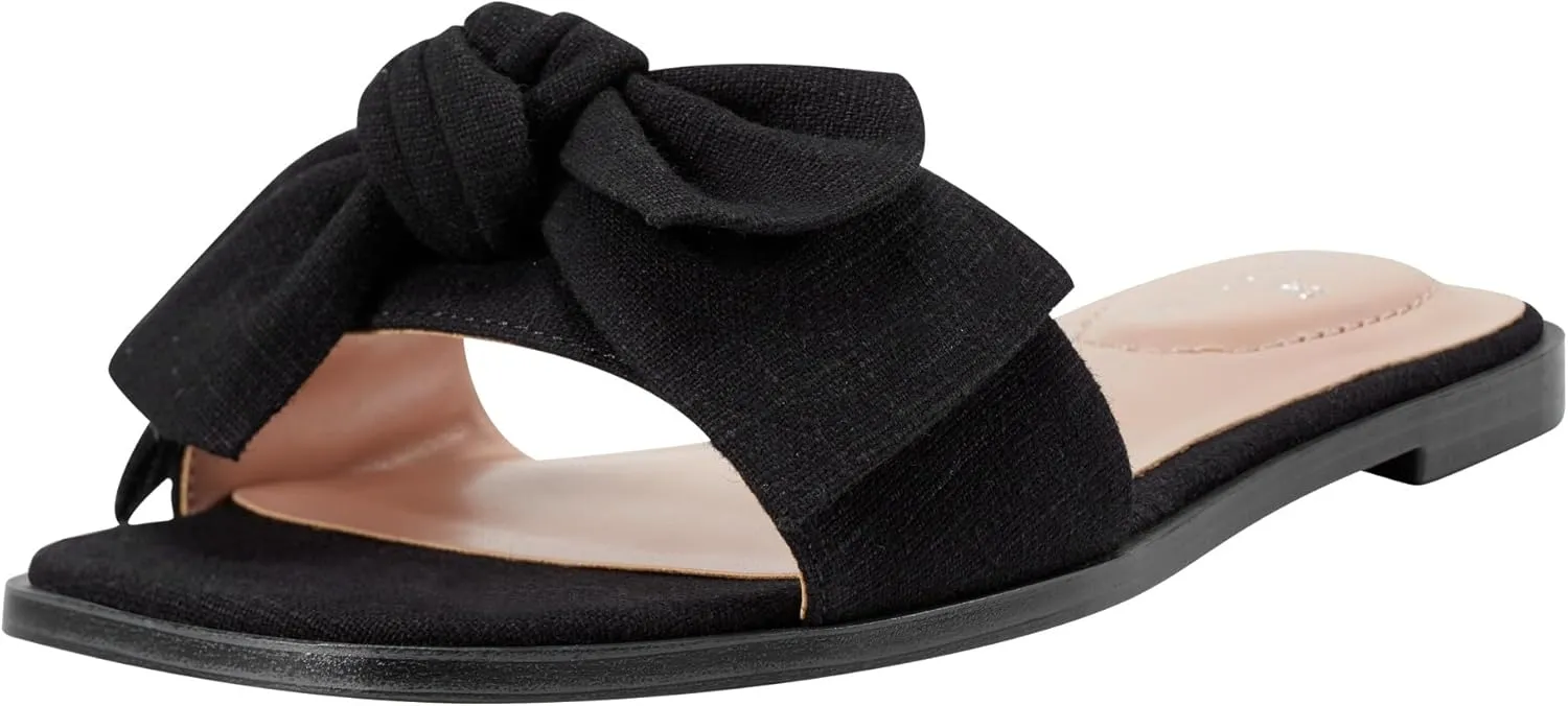 Bandolino Women's Violeta Flat Sandal