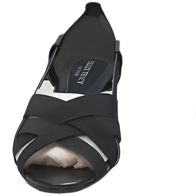 ELLEN TRACY Women's Jonas Sandal - Black Patent -  size 7M