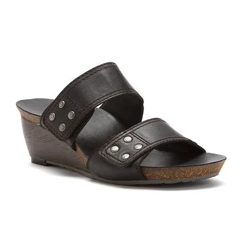 OTBT Women's Sullivan Wedge